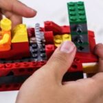 CREA... ACCIÓ!: “Construcció i programació d’un robot amb Lego”