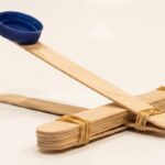 CREA...ACCIÓ! Talleres para menores: "Catapulta tu puntería"